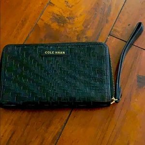 Cole Haan women’s wallet